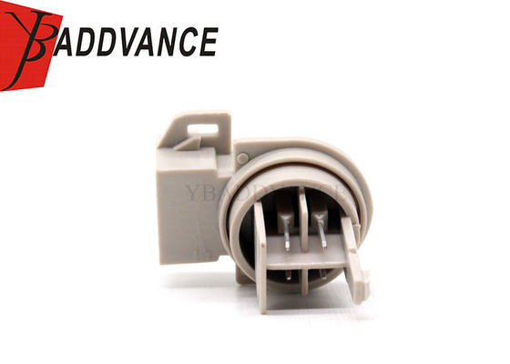 Engine 4 Pin Electrical Waterproof Fuel Pump Connector Toyota Hot In South American