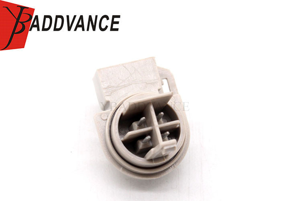 Engine 4 Pin Electrical Waterproof Fuel Pump Connector Toyota Hot In South American