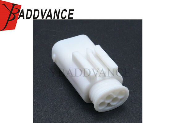2-963663-6 TE 0.64mm(025) Series Waterproof 4 Pin Male Connector for BMW