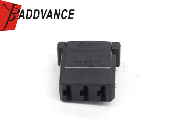 893906231 3 Hole Automotive Electrical Connectors Harness For V/W